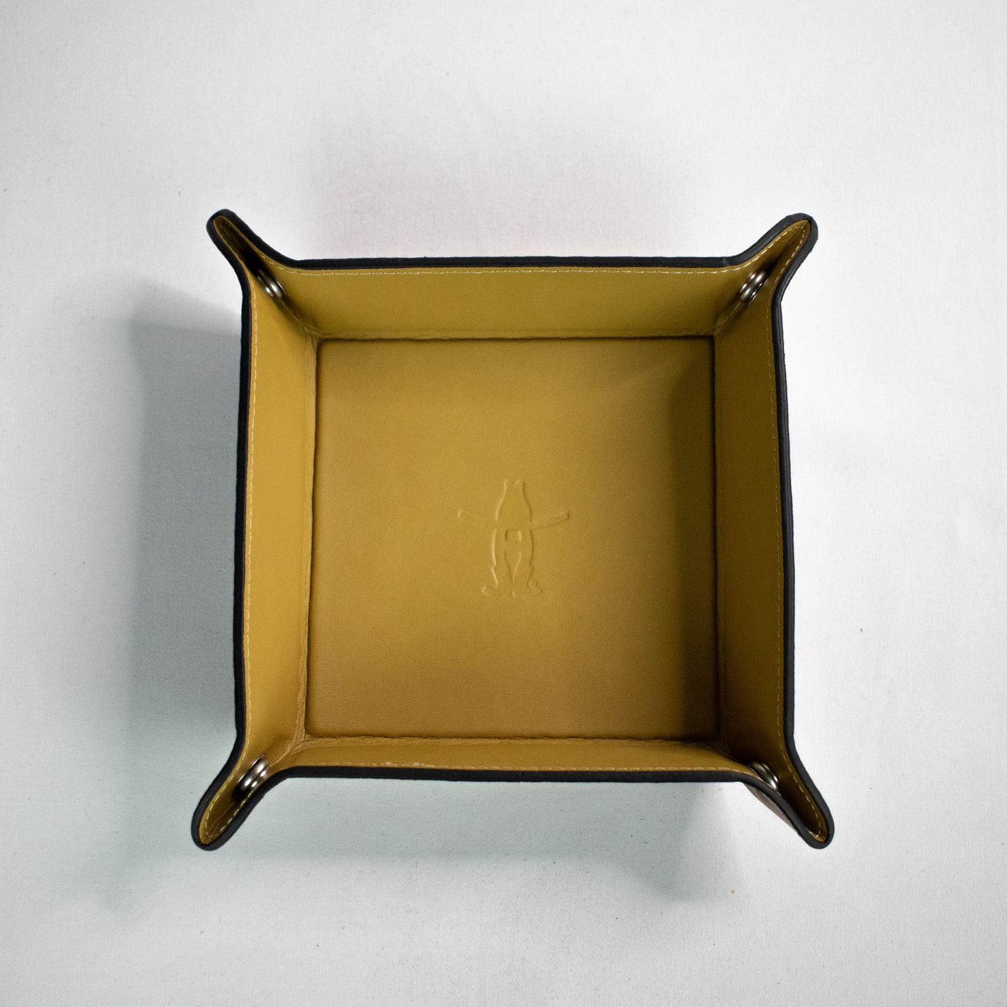 Oxford Snap Valet Leather