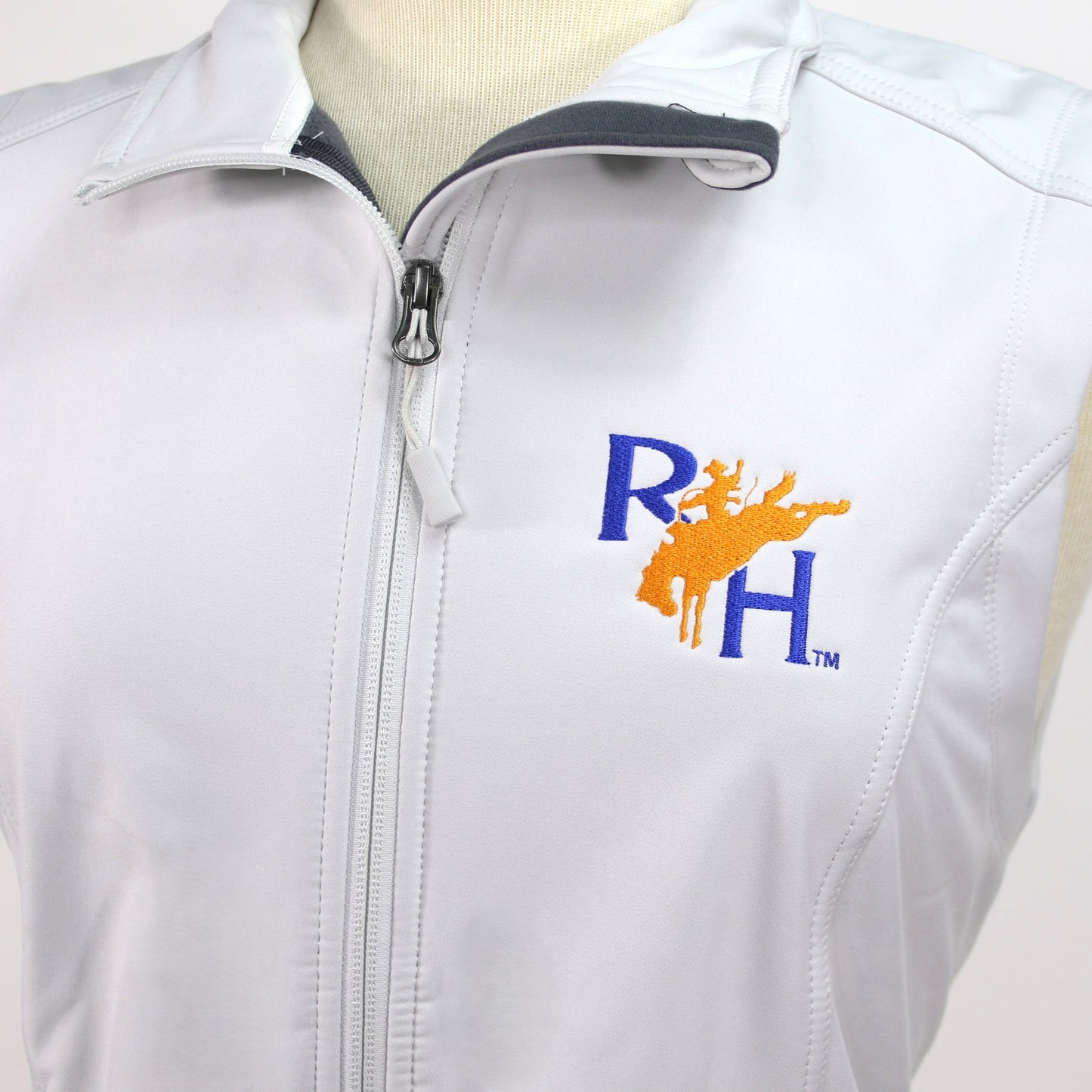 Ladies RH Bronc Vest - White