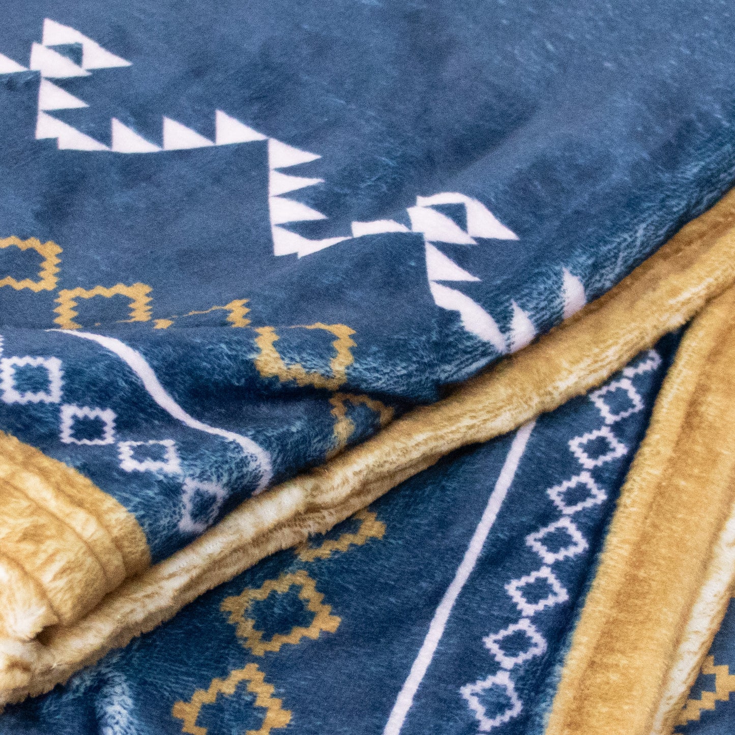 Aztec Fleece Blanket - Blue