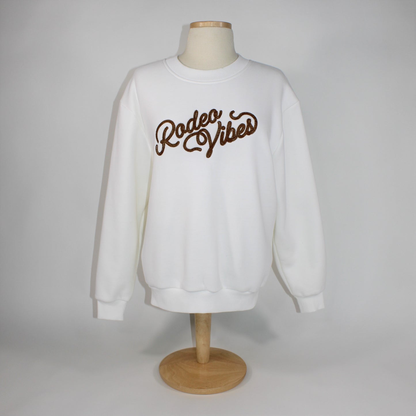 Rodeo Vibes Chain Stitch Sweatshirt - White