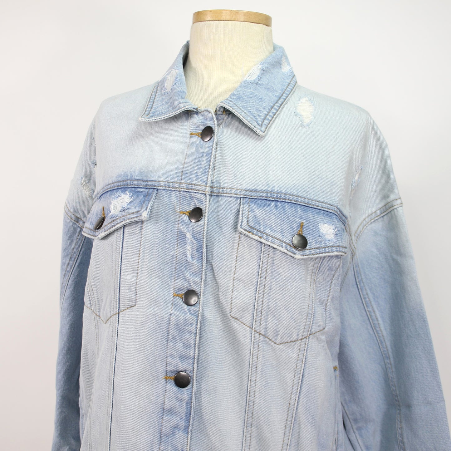 RH Bead-Back Denim Jkt - Distressed