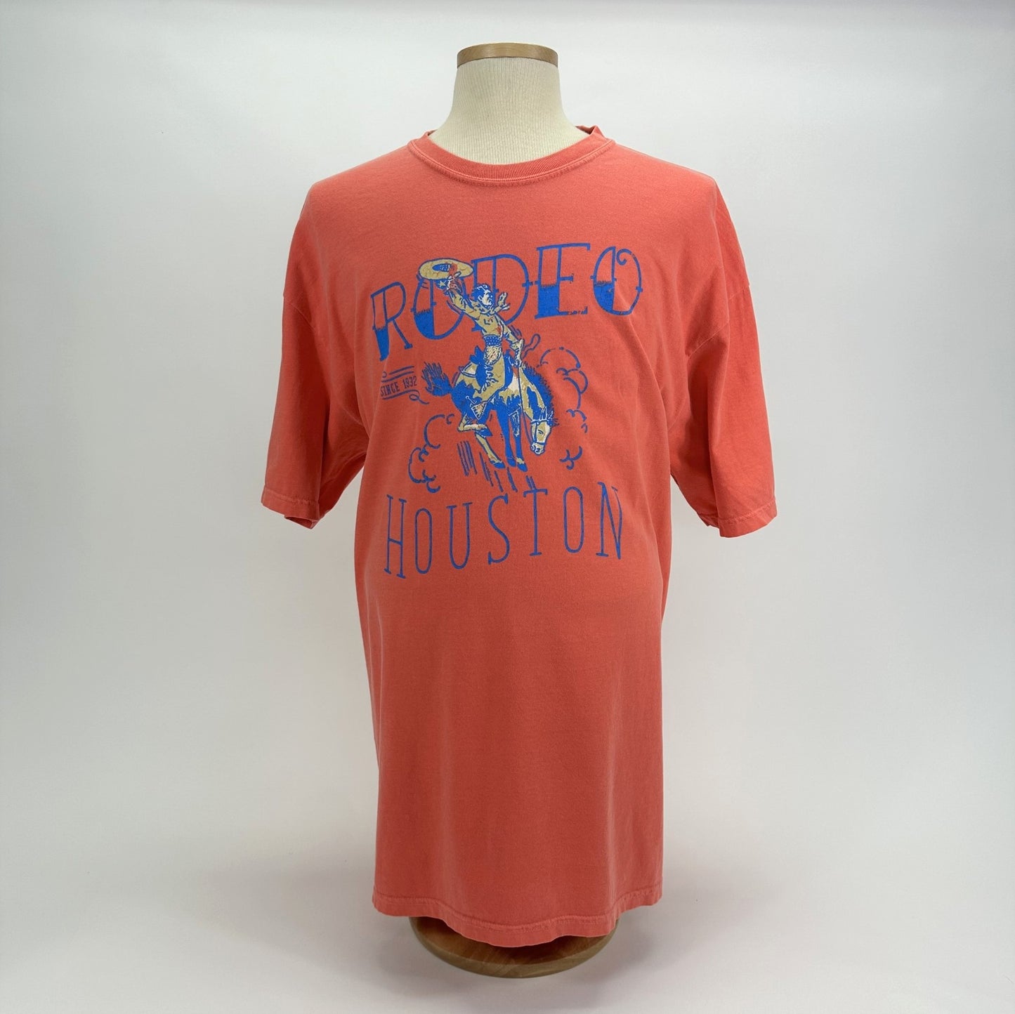 RH Bucking Horse Tee - Coral